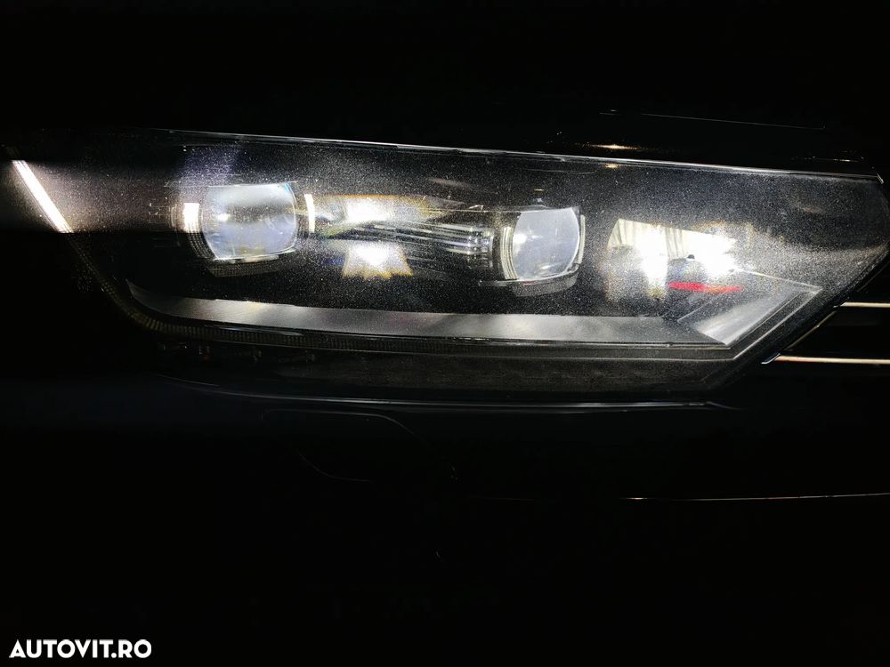 Volkswagen Passat Variant 2.0 TDI DSG Comfortline - 9