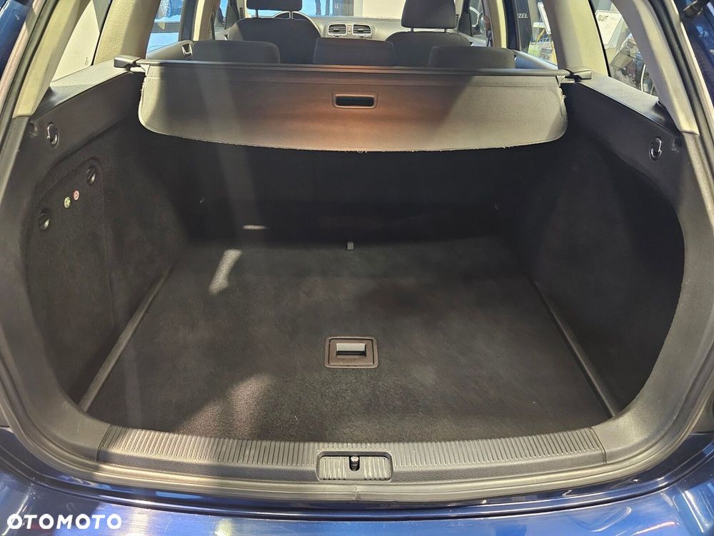 Volkswagen Golf - 17