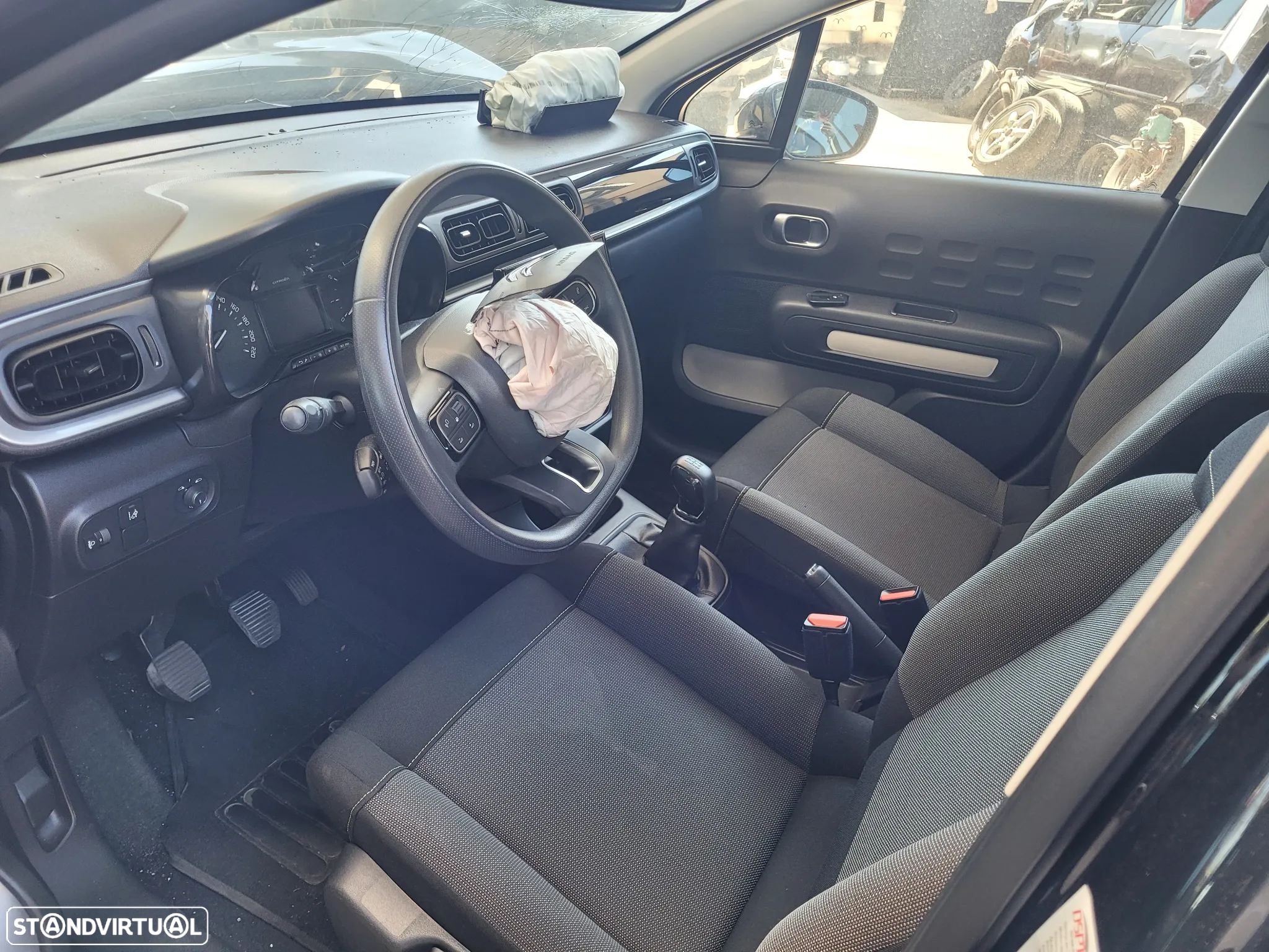 Citroen C3 2019 para peças - 3