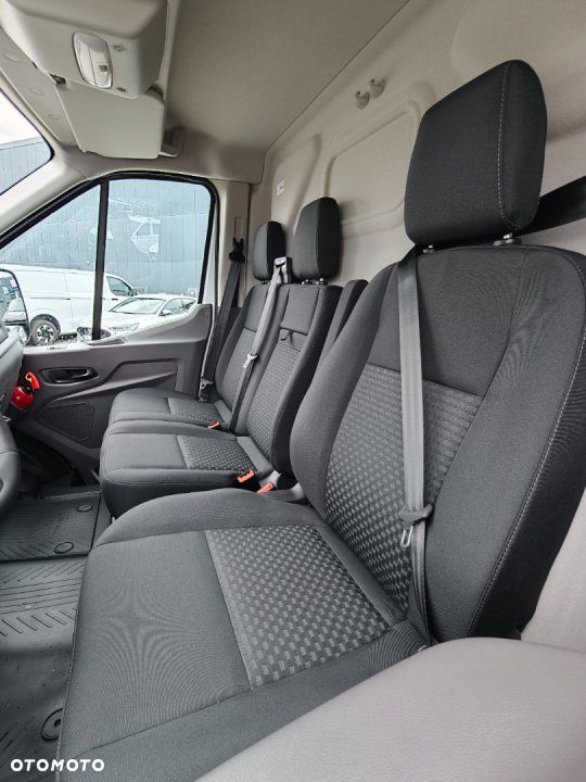 Ford Transit - 9