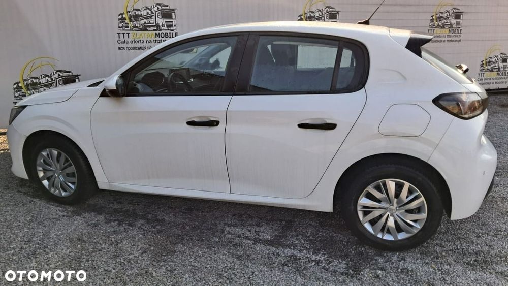 Peugeot 208 - 18