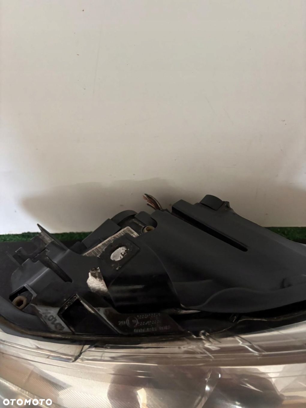 LAMPA PRAWA REFLERTOR PRAWY AUDI Q7 BI XENON NIESKRĘTNY DEMONTAŻ KASETA EU - 3