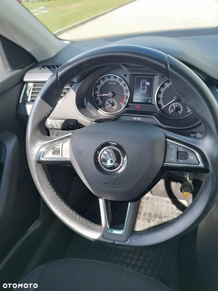 Skoda Octavia 1.6 TDI Ambition - 22