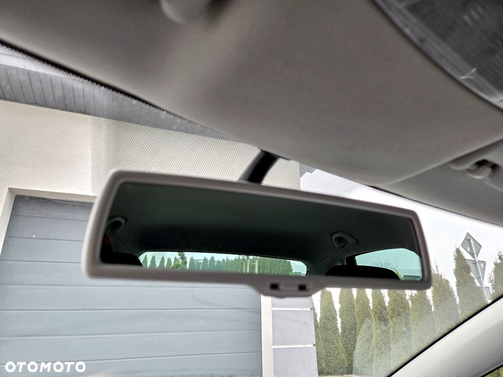 Volkswagen Polo 1.6 TDI Blue Motion Technology Life - 28