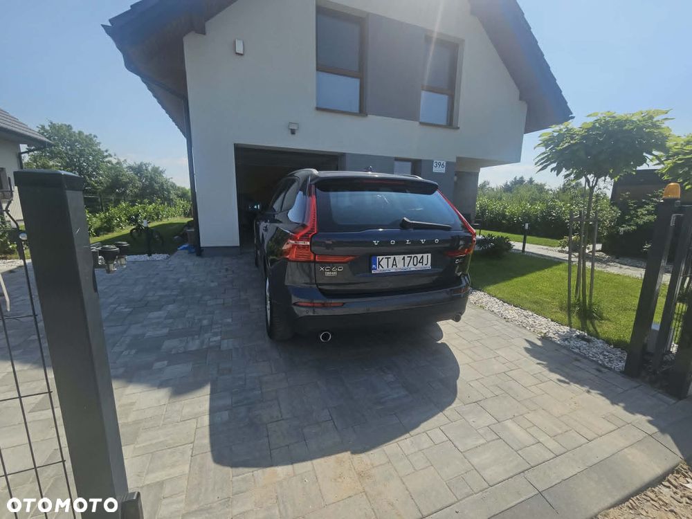 Volvo XC 60 D4 AWD Momentum Pro - 2