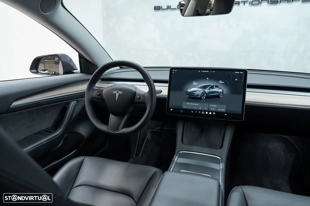 Tesla Model 3 Long Range Tração Traseira - 18