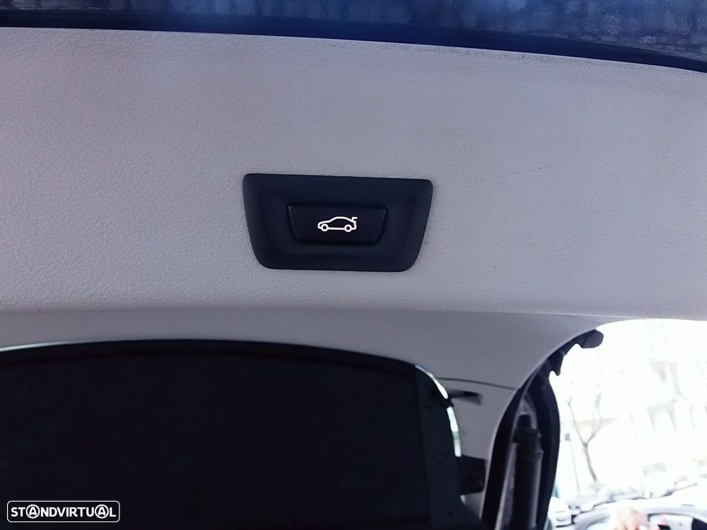 BMW X4 20 d xDrive Auto - 38