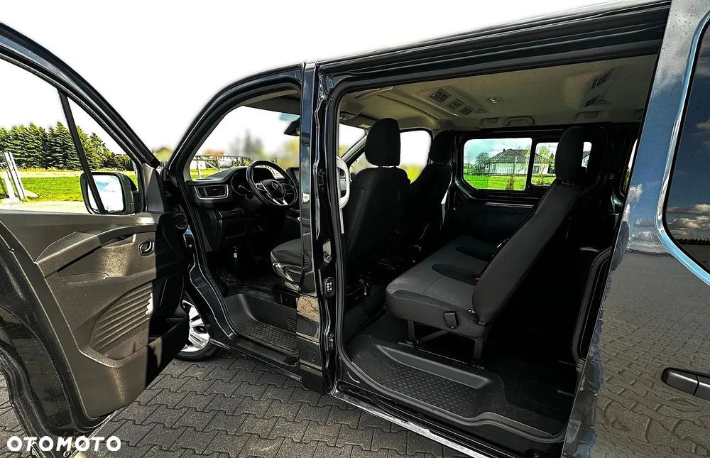 Renault Trafic 2.0 dCi EDC - 3