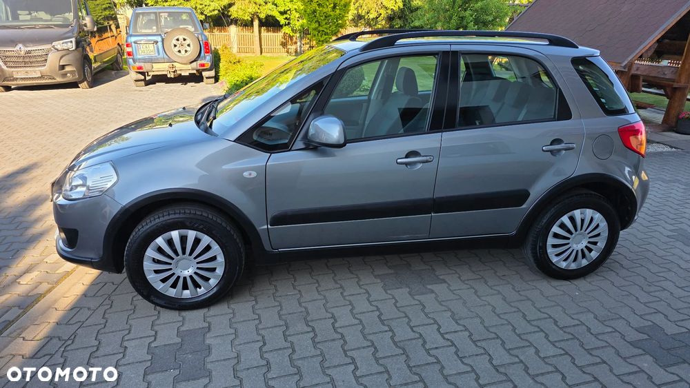 Suzuki SX4 1.6 GS / Premium 4WD - 3