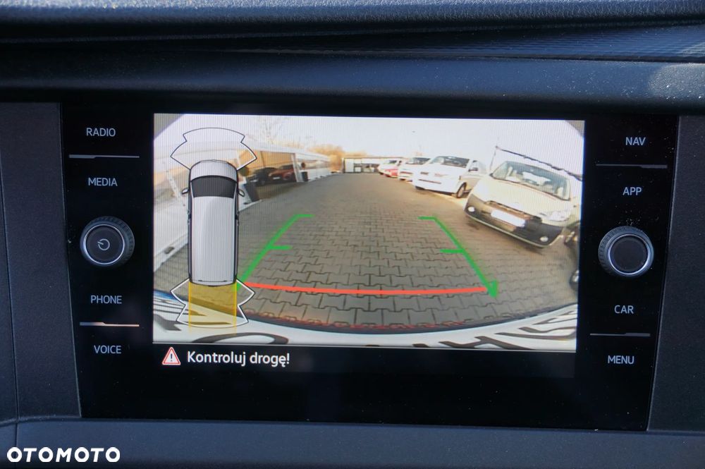 Volkswagen Transporter - 16