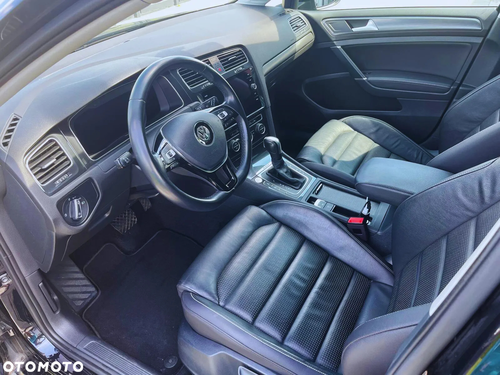 Volkswagen Golf e-Golf - 9