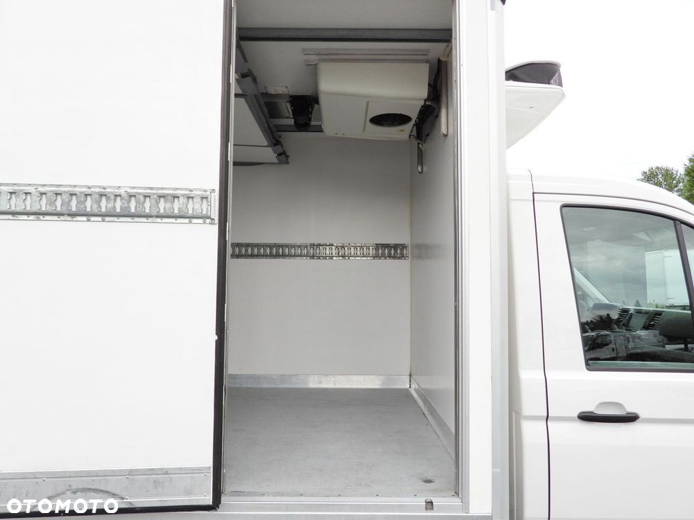 Volkswagen CRAFTER CHŁODNIA KONTENER -5*C 8 PALET BLIŹNIACZE KOŁA KLIMATYZACJA  180KM - 22