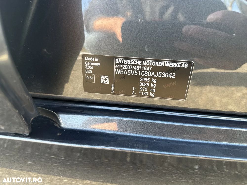 BMW Seria 3 320d Aut. Luxury Line - 30