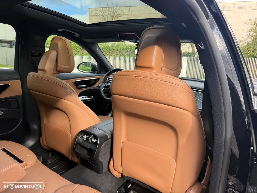 Mercedes-Benz E 300 Standard - 31