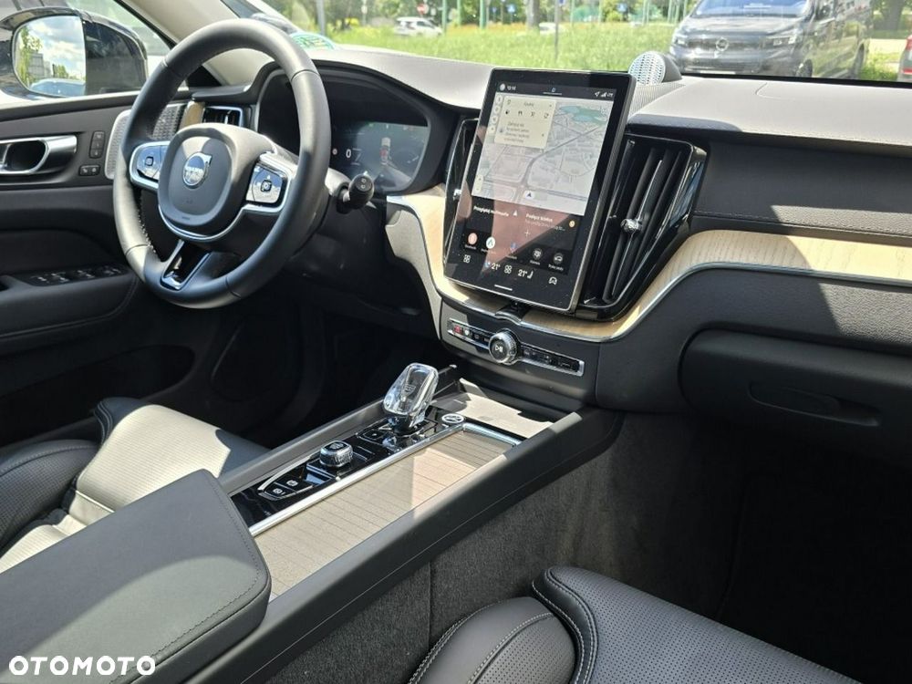 Volvo XC 60 B5 B AWD Ultra Dark - 13