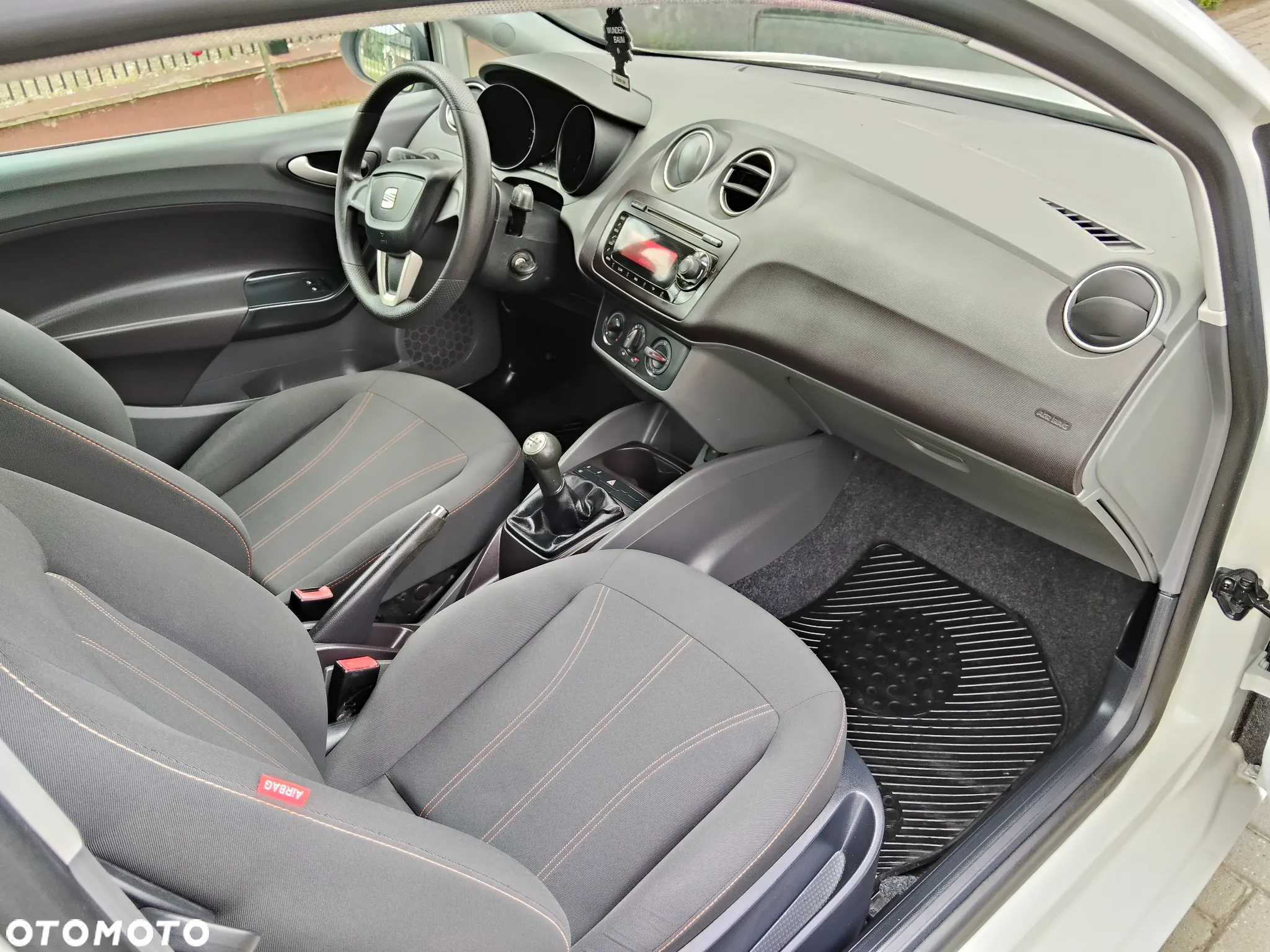 Seat Ibiza 1.2 12V Style - 19