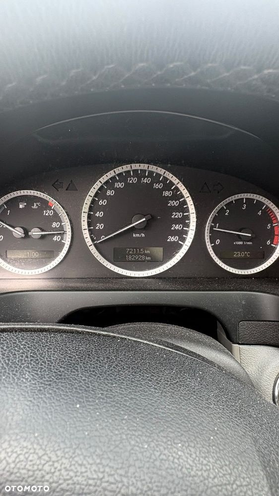 Mercedes-Benz Klasa C 200 CDI Classic - 5