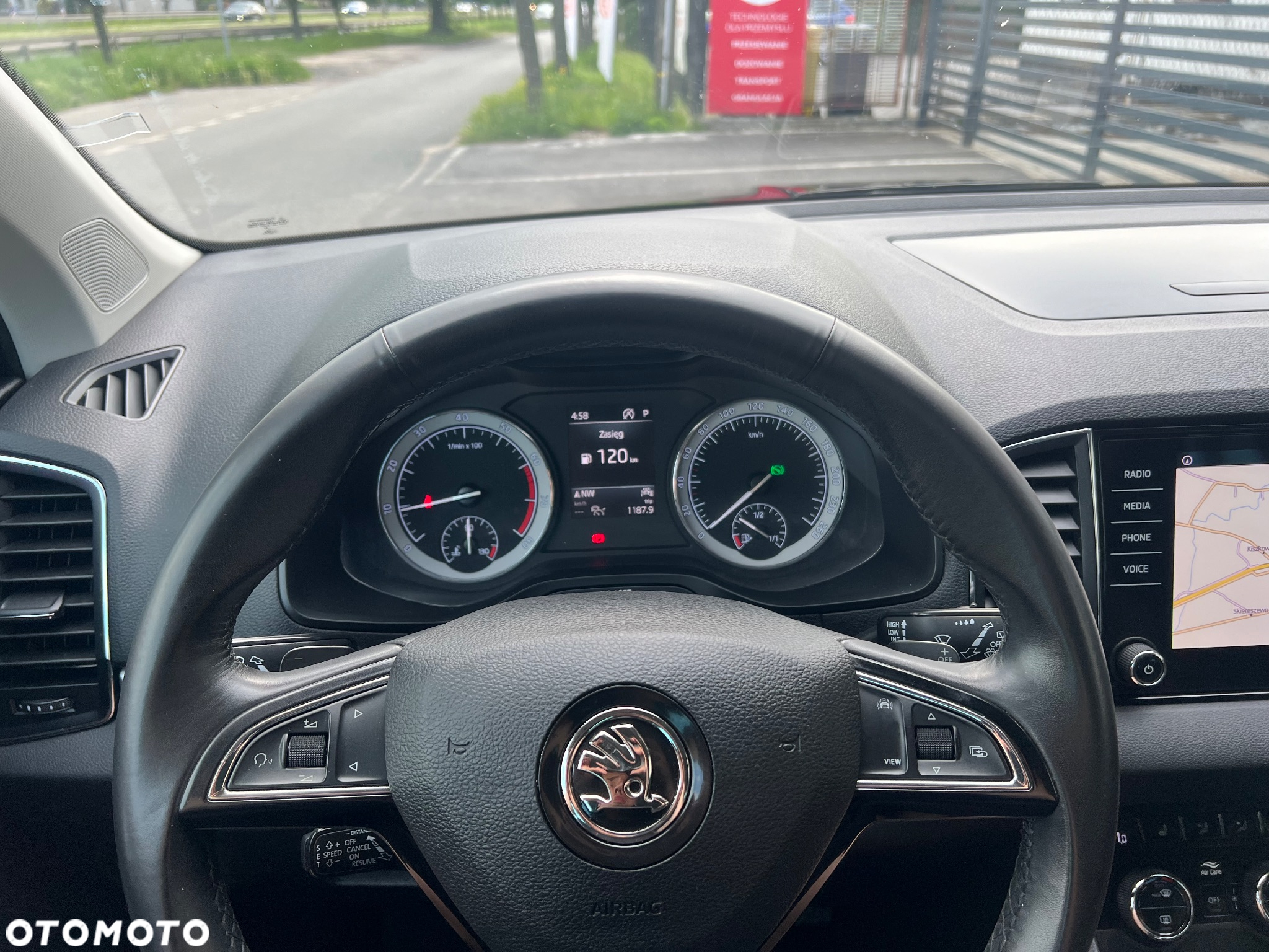 Skoda Karoq 1.5 TSI ACT 4x2 Ambition DSG - 14