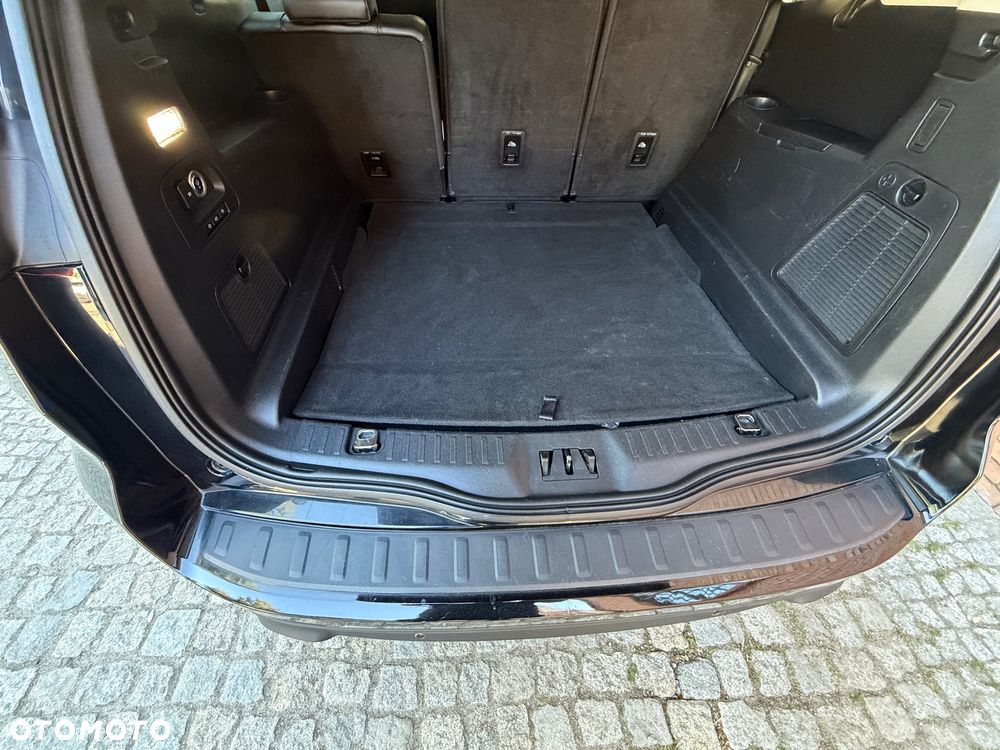 Ford S-Max 2.0 TDCi 4WD Titanium PowerShift - 24