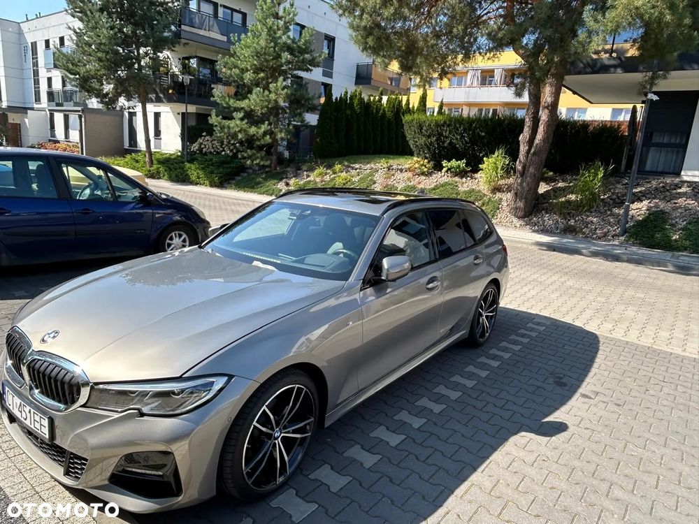 BMW Seria 3 320d xDrive M Sport - 4
