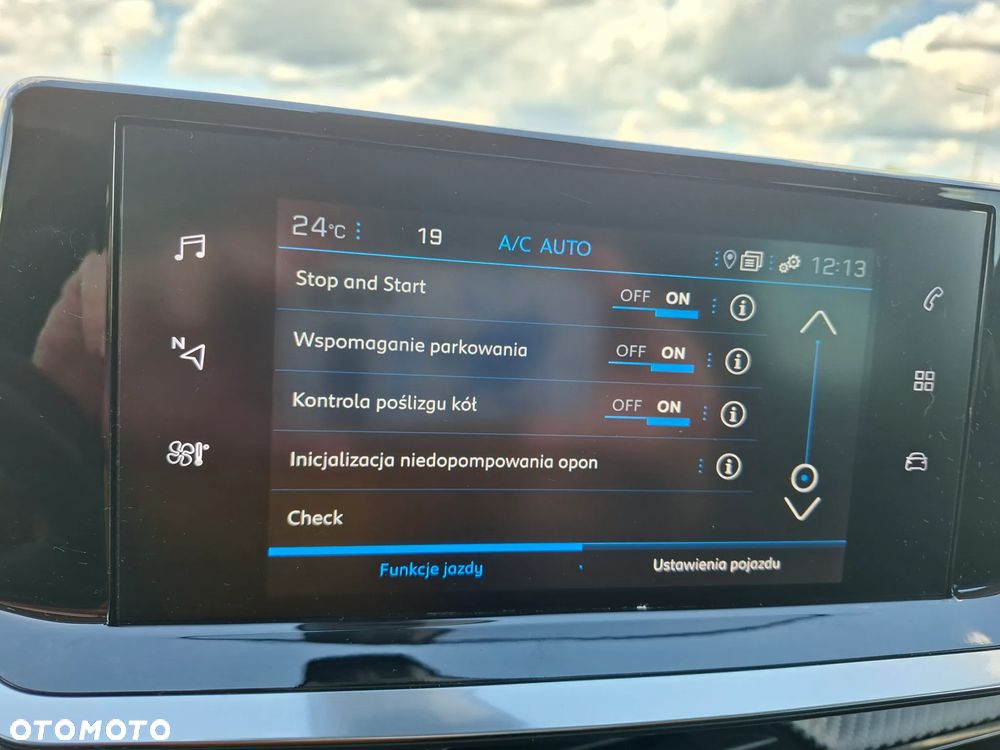 Peugeot 2008 - 36
