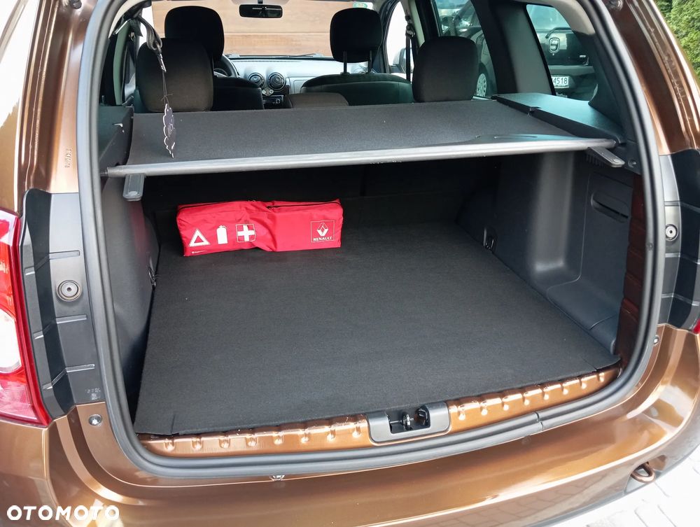 Dacia Duster 1.6 Laureate 4x4 - 29