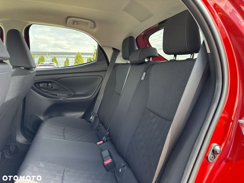Toyota Yaris Hybrid 1.5 Style - 16