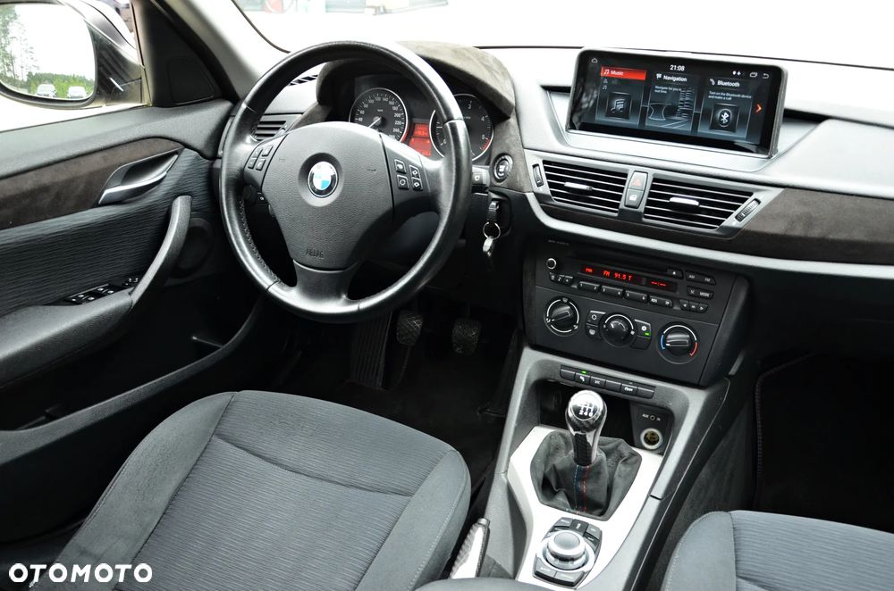 BMW X1 sDrive18d Sport Line - 34