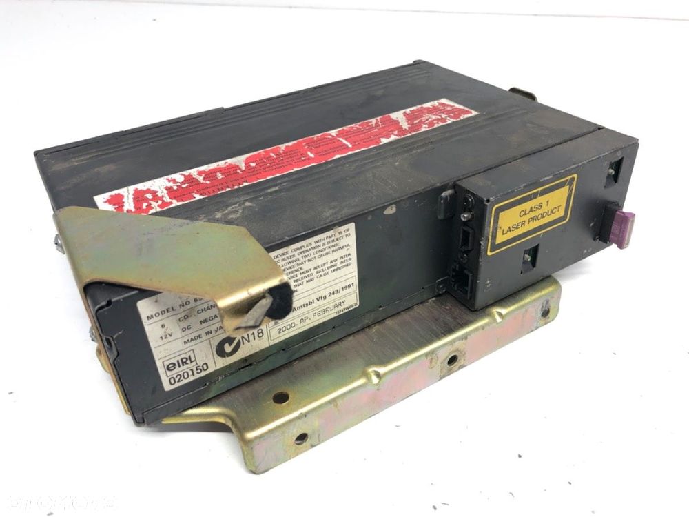 ZMIENIARKA CD  BMW 5 (E39) 1995 - 2003 530 d 142 kW [193 KM] olej napędowy 1998 - 2003 8364931 - 3