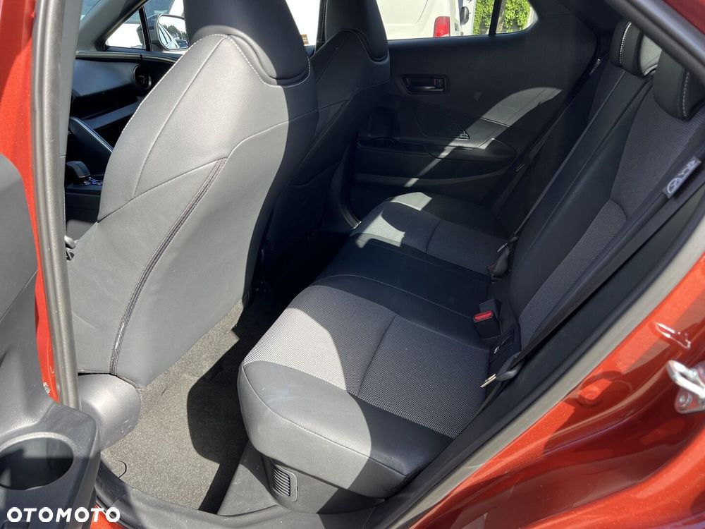 Toyota C-HR 1.8 Hybrid Executive - 26