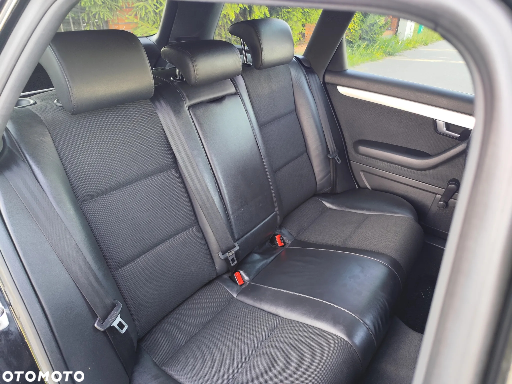 Audi A4 Avant 2.0 TDI - 29