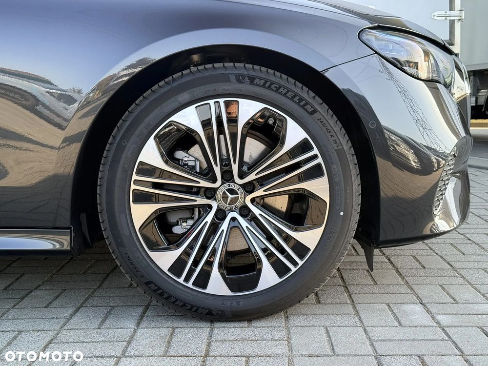 Mercedes-Benz Klasa E - 10