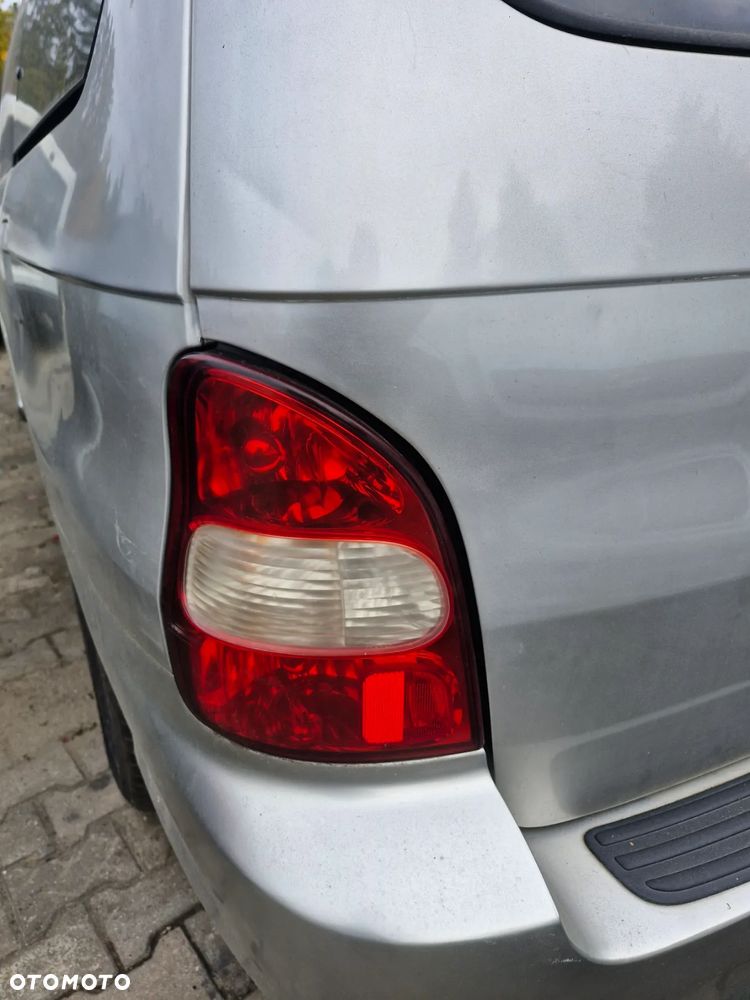 lampa tylna / lampy tylne / Kia Carnival - 2