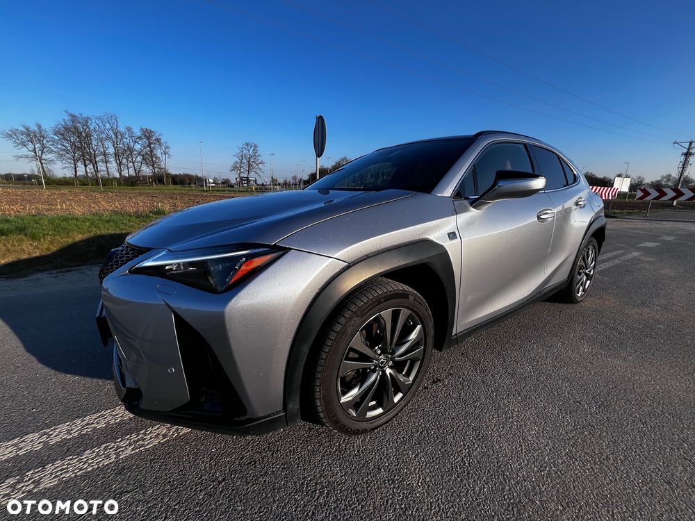Lexus UX 200 GPF F Sport 2WD - 1