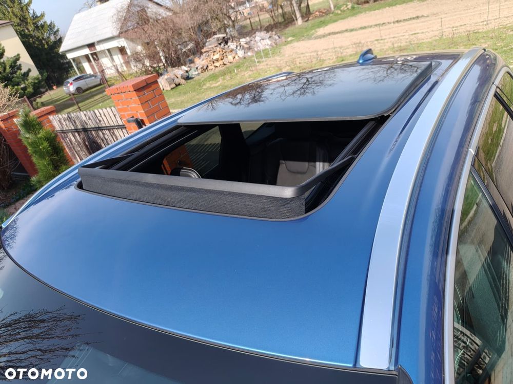 Volvo XC 60 T6 AWD Geartronic RDesign - 9