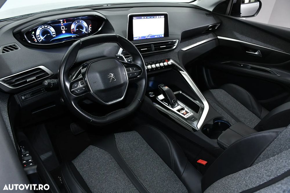 Peugeot 3008 PureTech 130 Stop & Start GPF EAT8 Allure - 13