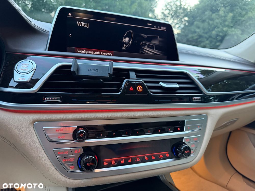 BMW Seria 7 740d xDrive - 17