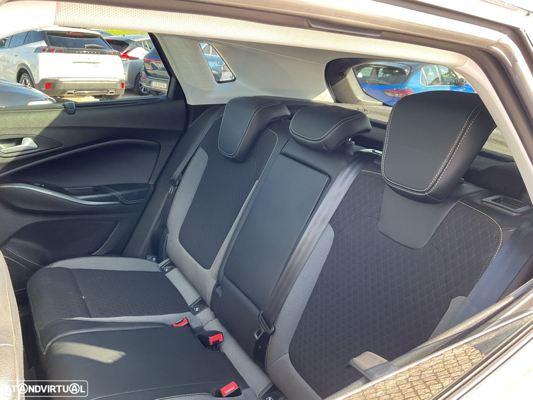 Opel Grandland X 1.2 T Ultimate - 35