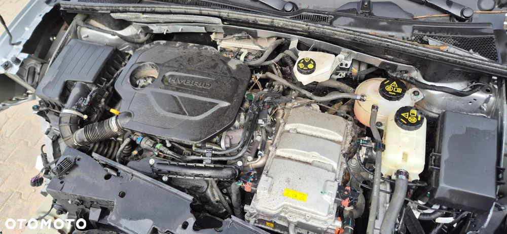 MG ZS Hybrid+ - 23