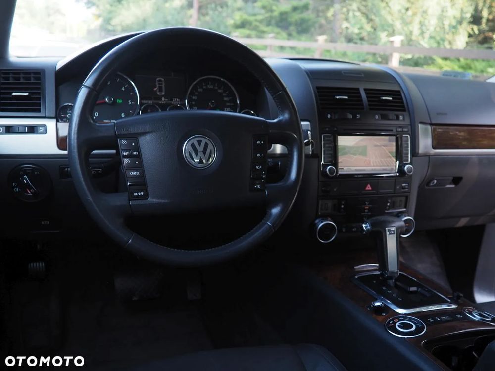 Volkswagen Touareg 3.0 V6 TDI DPF Automatik - 26
