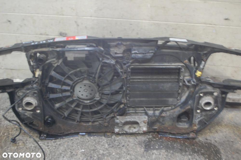 PAS PRZEDNI KOMPLETNY AUDI A4 B6 1.6 2.0 - 6