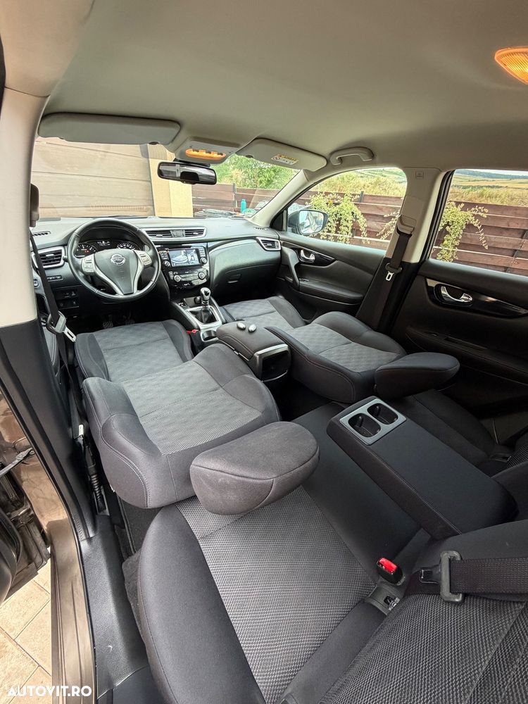 Nissan Qashqai 1.6L dCi Start/Stop 4X4-i N-Connecta - 4