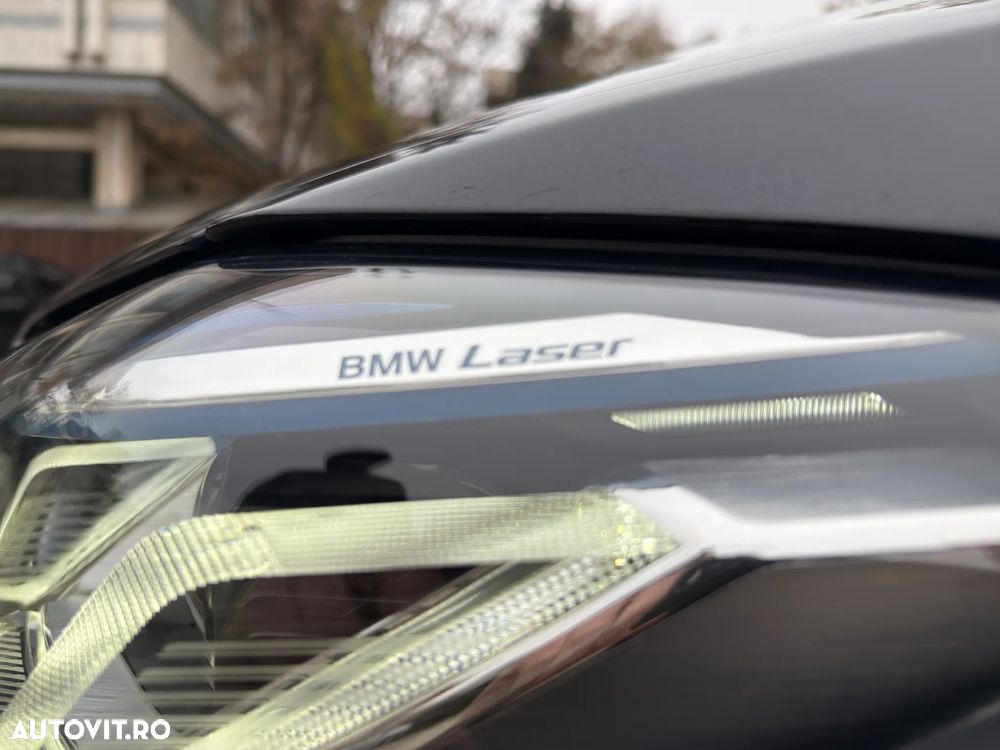 BMW Seria 5 530i xDrive Touring Aut. - 22