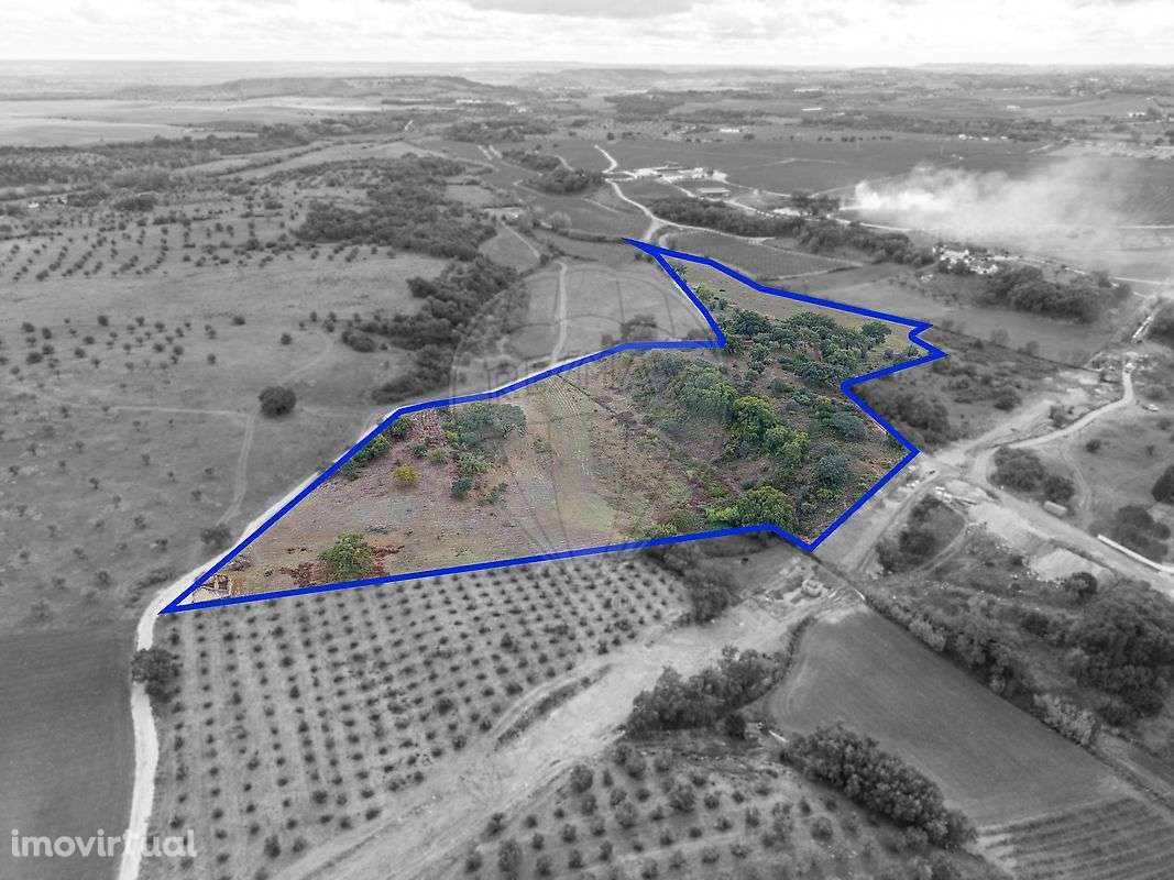 Moradia T2 para venda - Grande imagem: 2/32