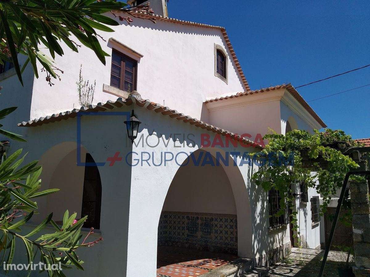 Excelente Moradia do século XIX, recentemente restaurada, c/10 quar... - Grande imagem: 2/28