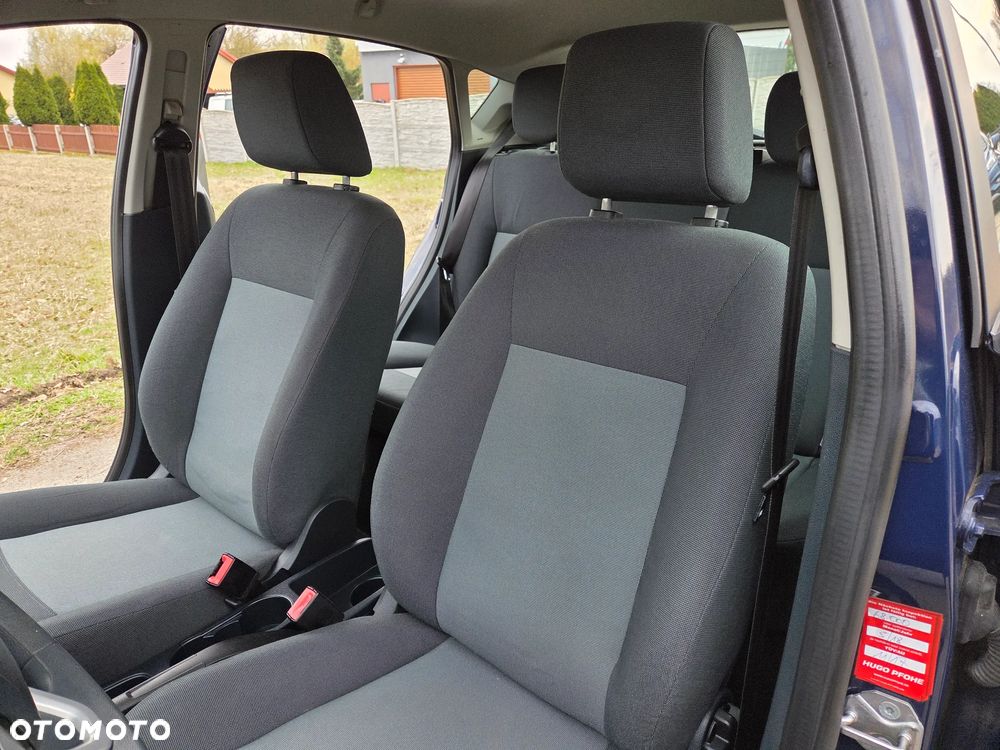 Ford Fiesta 1.25 Ambiente EU5 - 18