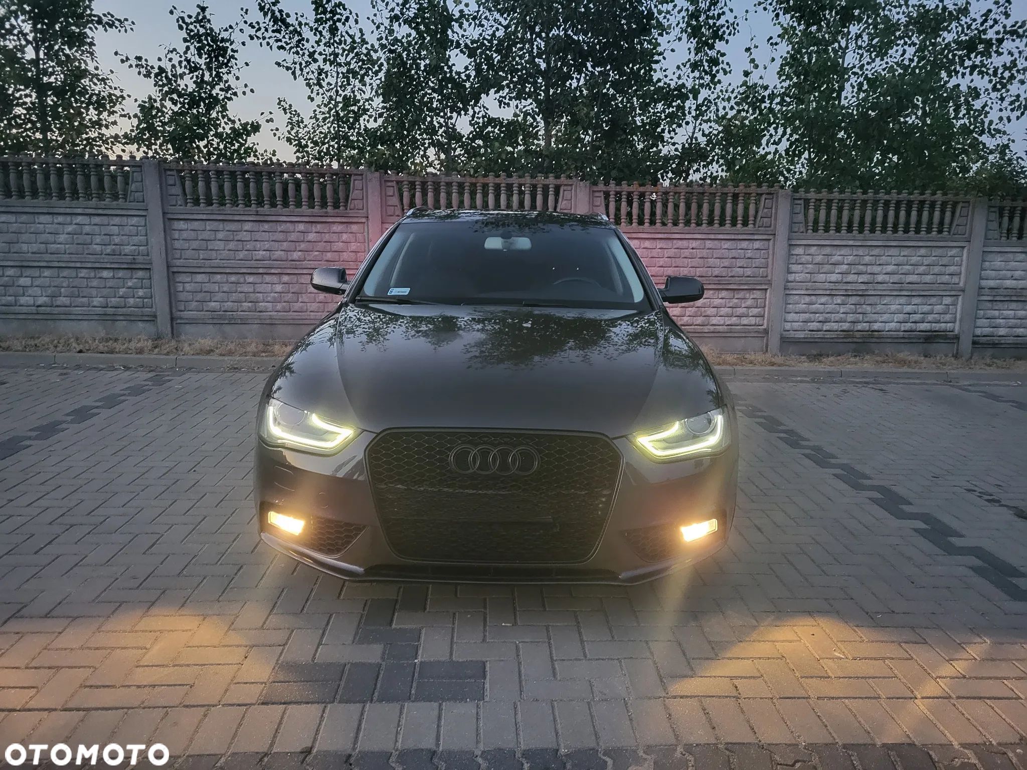Audi A4 - 1