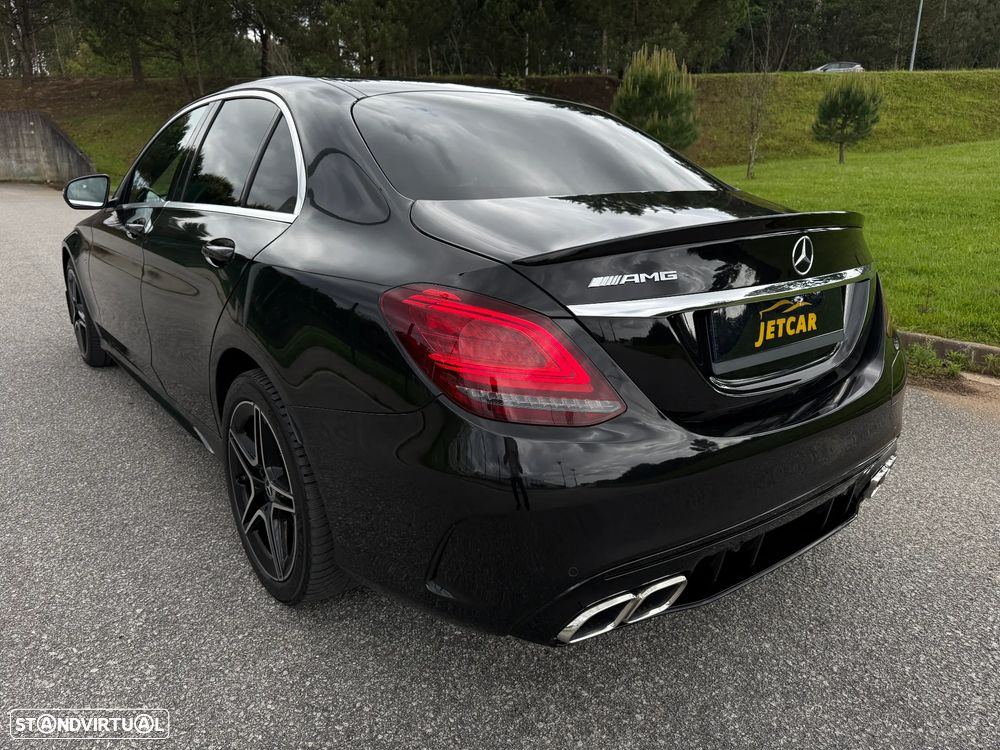 Mercedes-Benz C 300 de AMG Line - 13