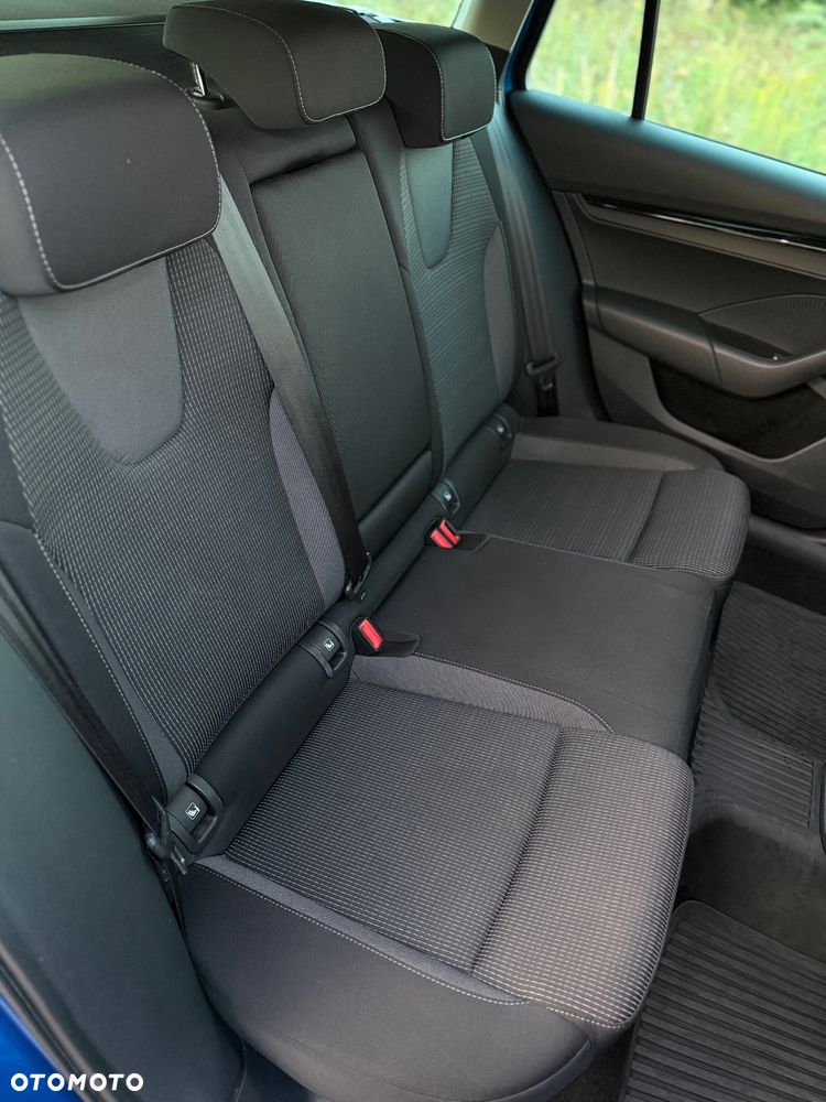 Skoda Octavia 2.0 TDI Ambition DSG - 18
