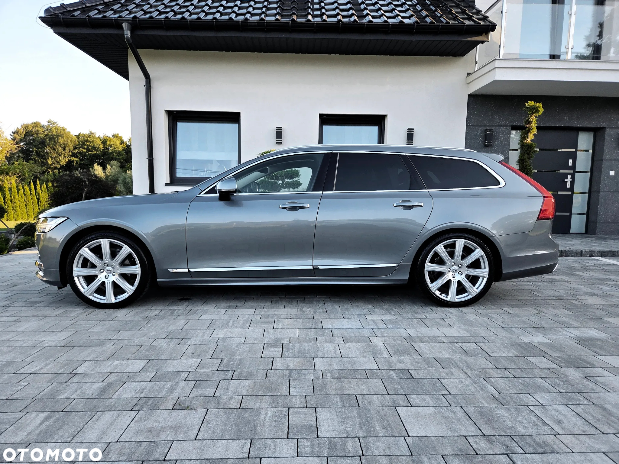 Volvo V90 D4 Inscription - 13